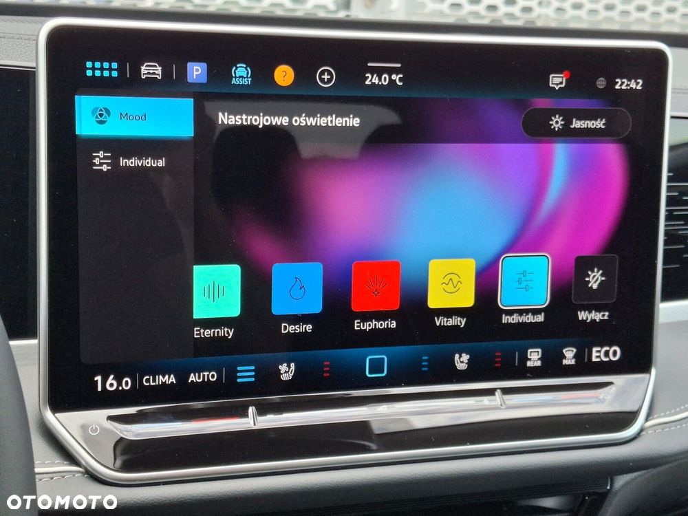 Volkswagen Passat - 33