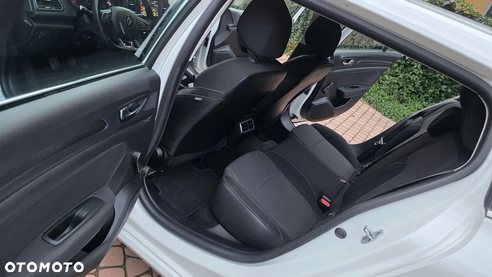 Renault Megane ENERGY TCe 100 PLAY - 34