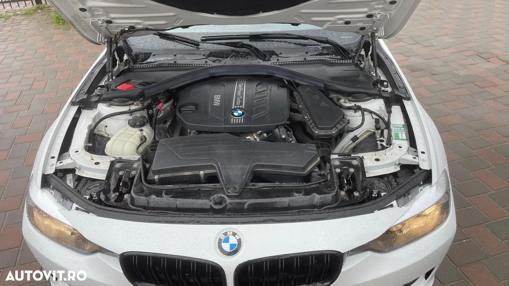 BMW Seria 3 316d - 19