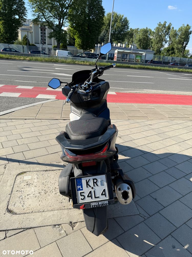 Honda PCX - 5