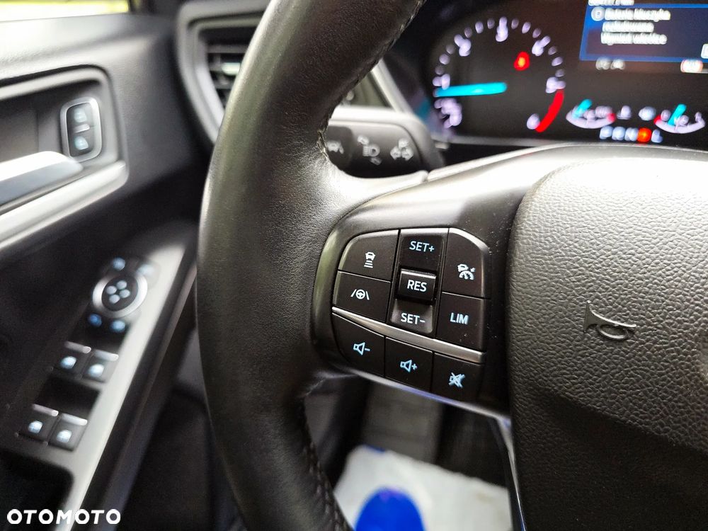 Ford Focus - 13