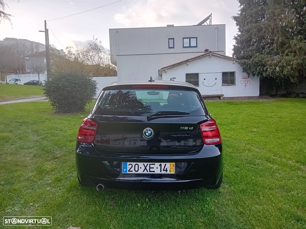 BMW 116 d EDynamics Line Urban - 4
