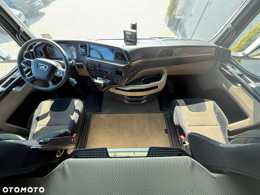 MAN TGX 26.510 chłodnia multitemperatura // 21 Epal // kabina XXL // Nowy model // 2 x łóżko // Carier Supra 950 Mt // E6 // 6x2 // kühlkoffer, refrigerated box, fridge - 28