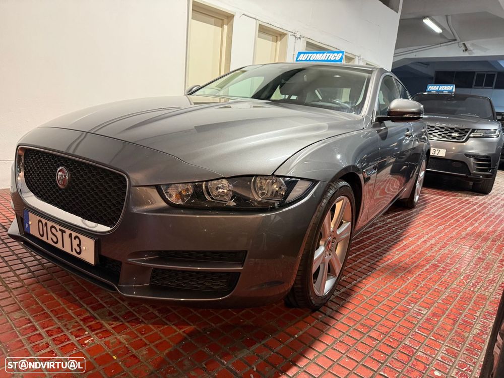 Jaguar XE 2.0 D Portfolio Aut. - 1