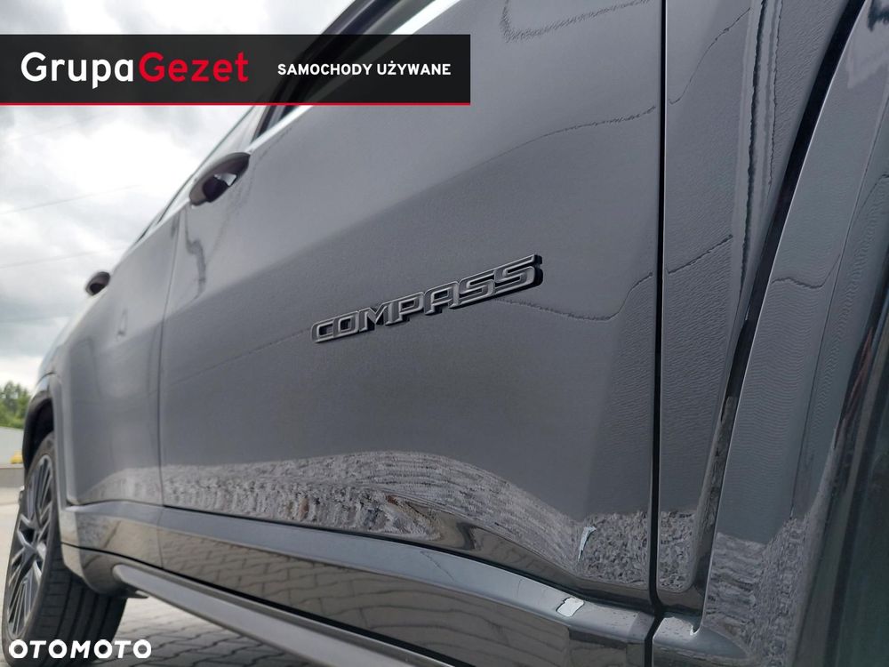 Jeep Compass - 22