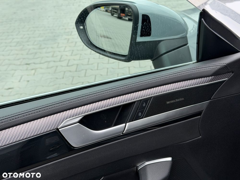 Volkswagen Arteon 2.0 TDI SCR DSG R-Line - 16