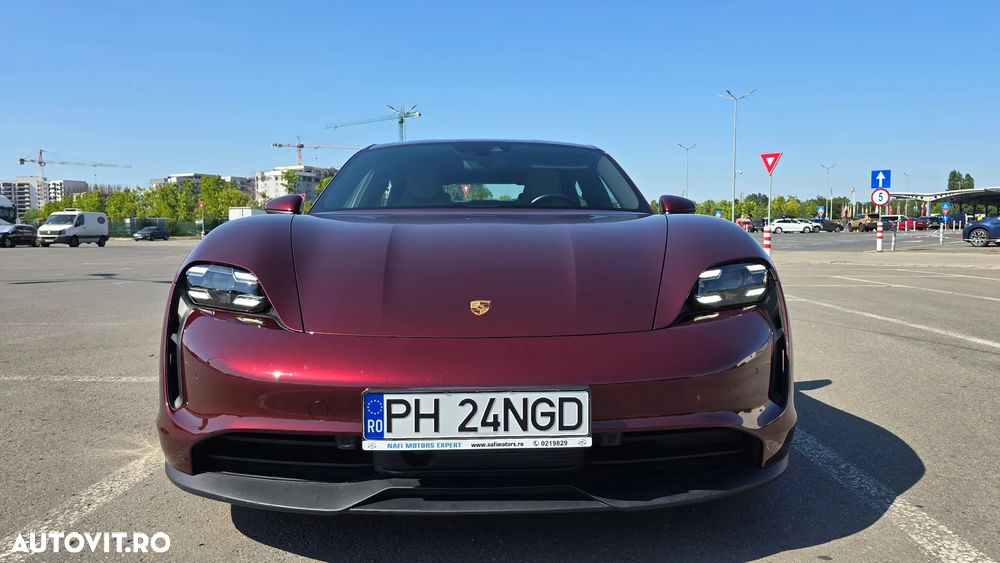 Porsche Taycan - 19