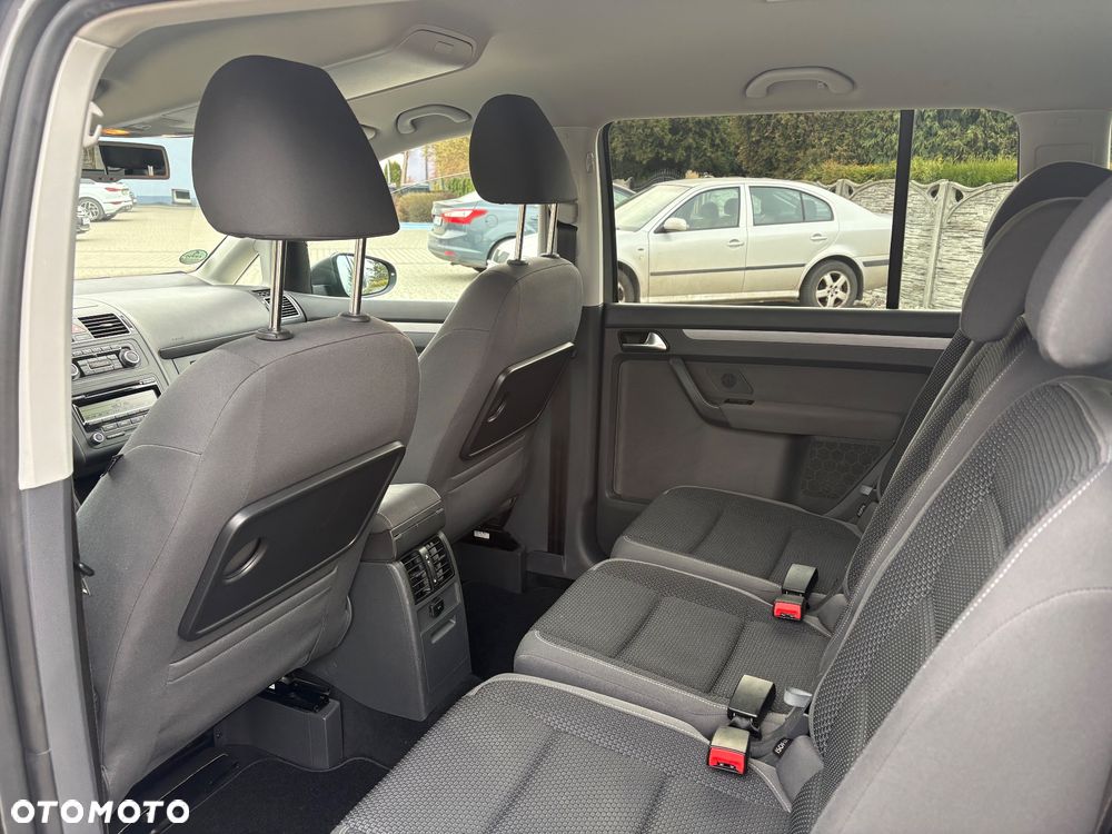 Volkswagen Touran 1.2 TSI BlueMotion Technology MATCH - 10
