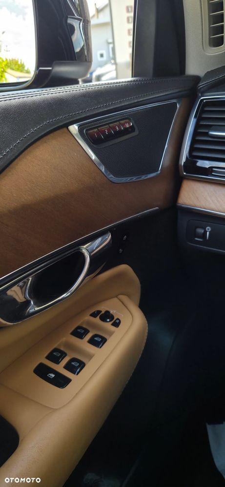 Volvo XC 90 D5 SCR AWD Inscription - 22