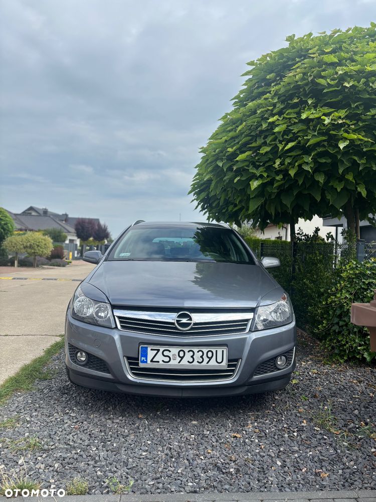 Opel Astra 1.9 CDTI Sport - 2