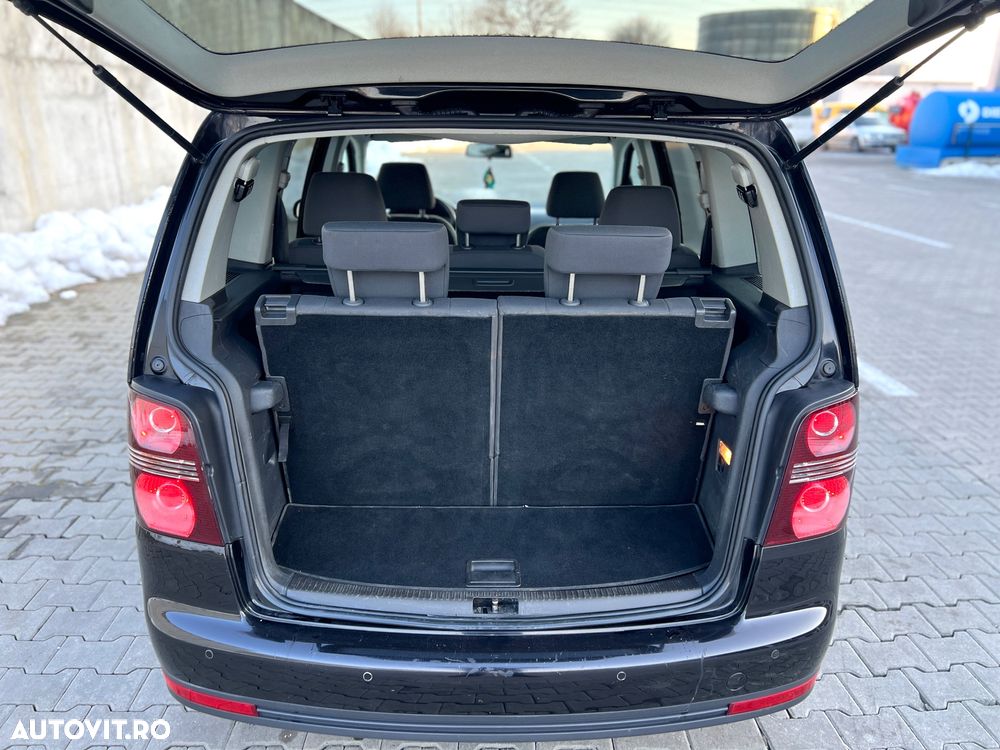 Volkswagen Touran 1.4 TSI Highline - 13