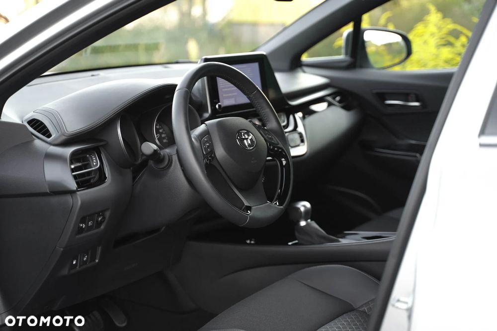 Toyota C-HR - 7