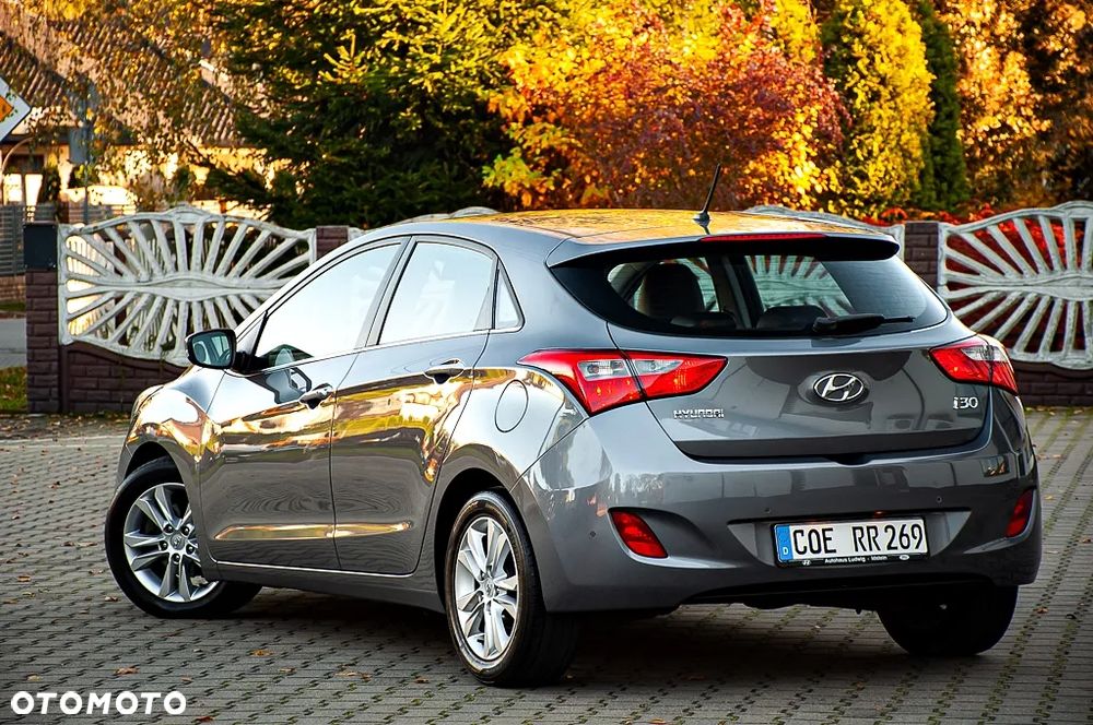 Hyundai i30 1.6 CRDi Premium - 8