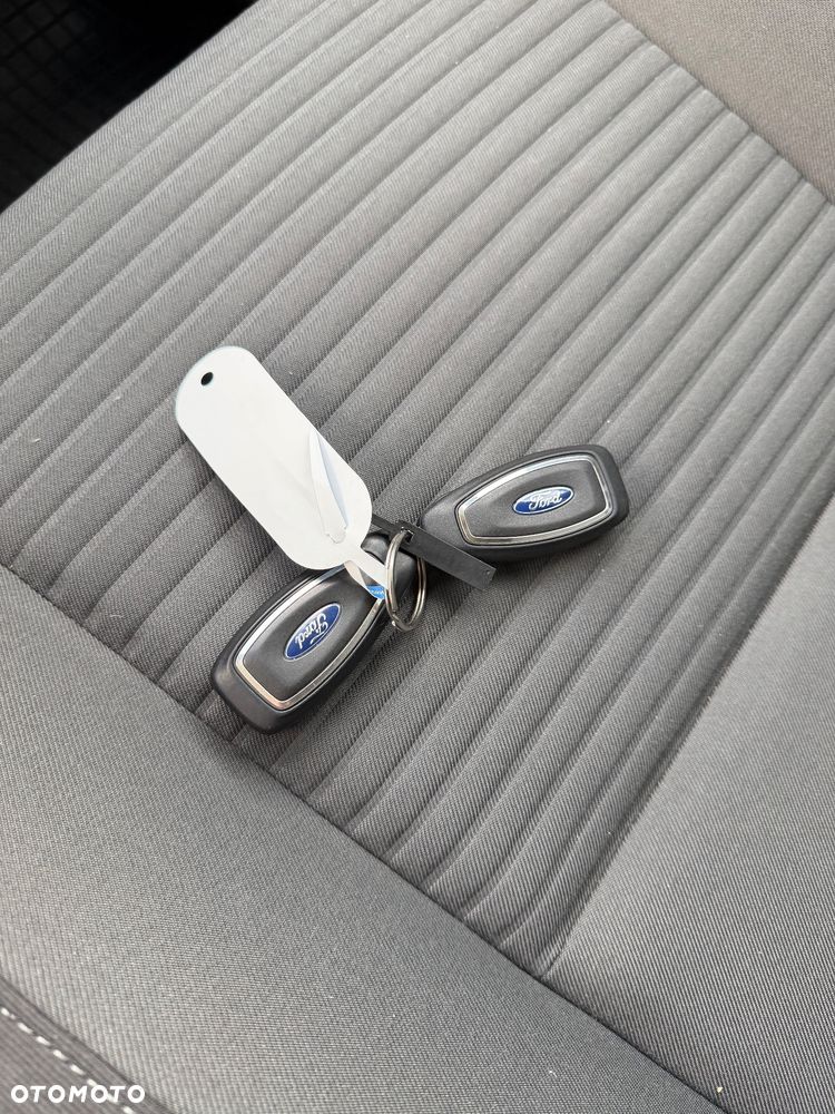Ford C-MAX 1.5 TDCi Edition - 25