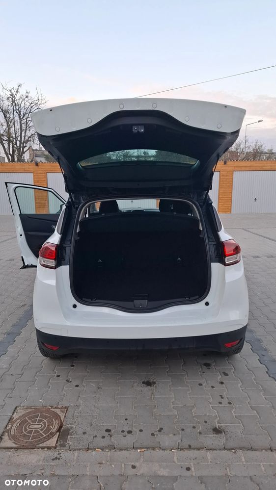 Renault Scenic TCe 115 GPF LIMITED - 14