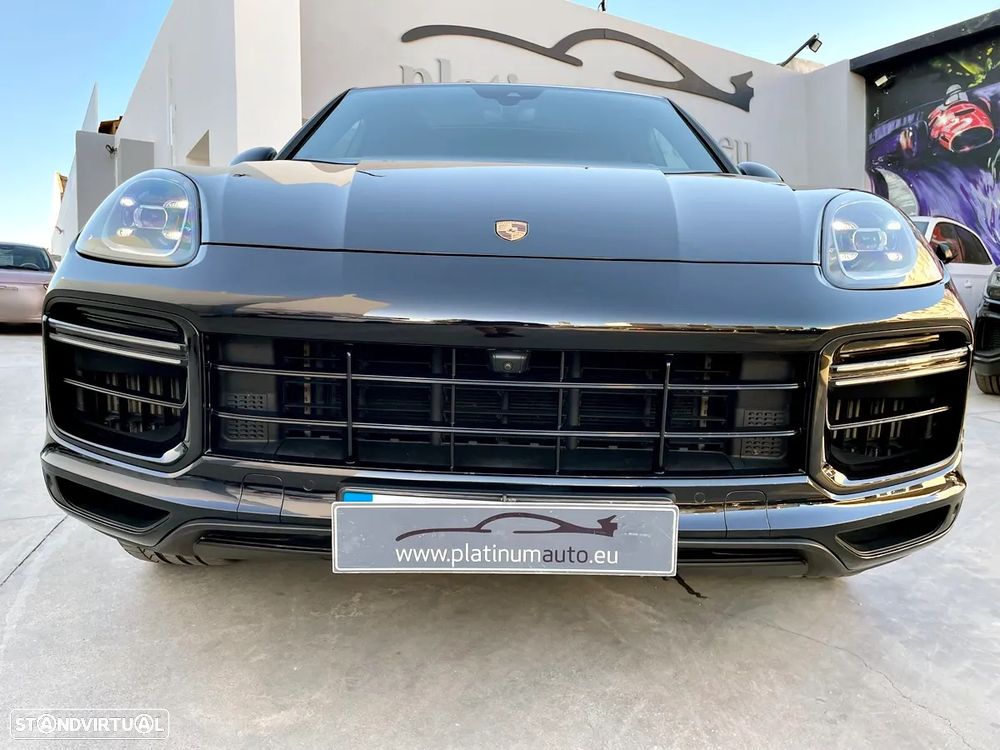 Porsche Cayenne Coupé Turbo S E-Hybrid Tiptronic S - 57