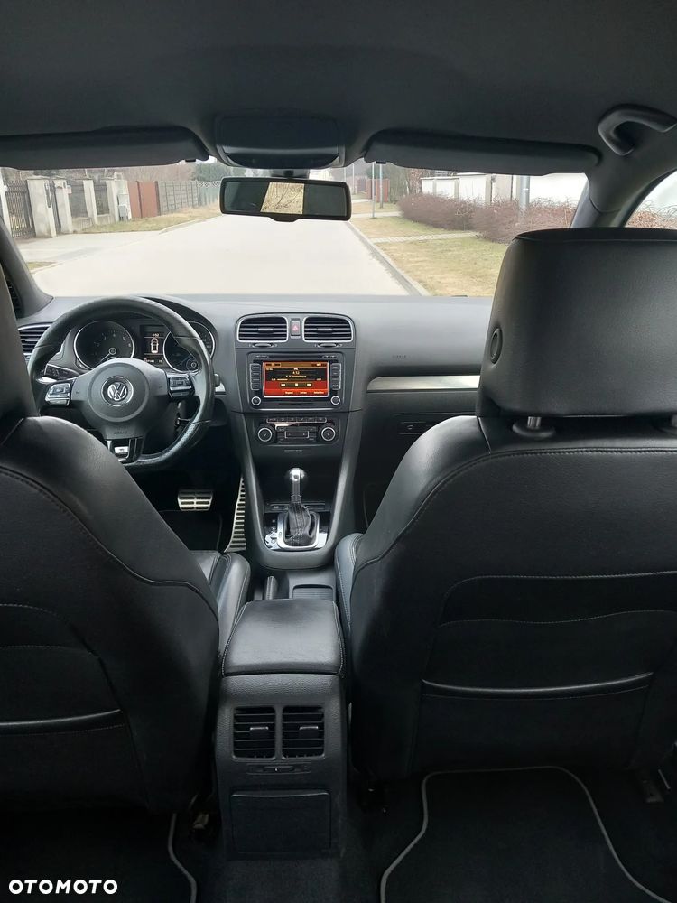 Volkswagen Golf - 6