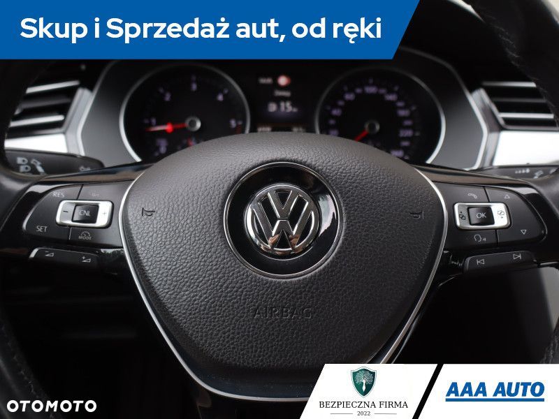 Volkswagen Passat Variant - 15