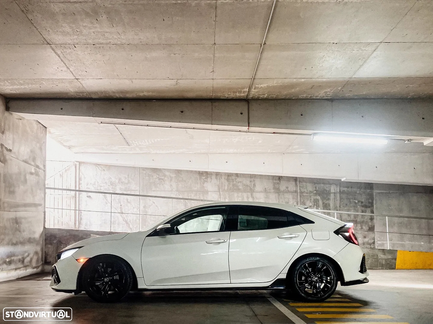 Honda Civic 1.5 i-VTEC Turbo Sport Plus - 2