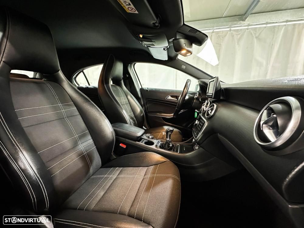 Mercedes-Benz A 180 d Urban - 26