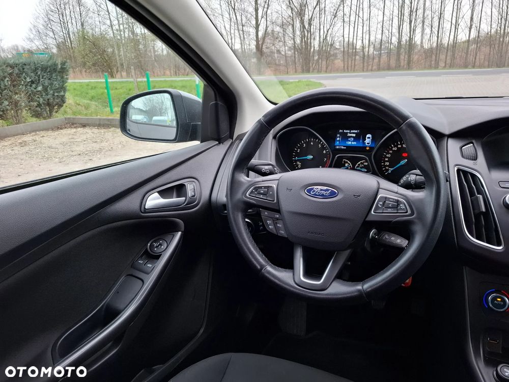 Ford Focus - 13