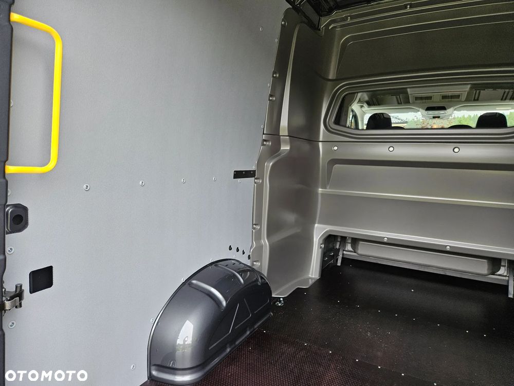 Volkswagen CRAFTER L3H2 NOWY Brygadowy DSG FV23% - 36