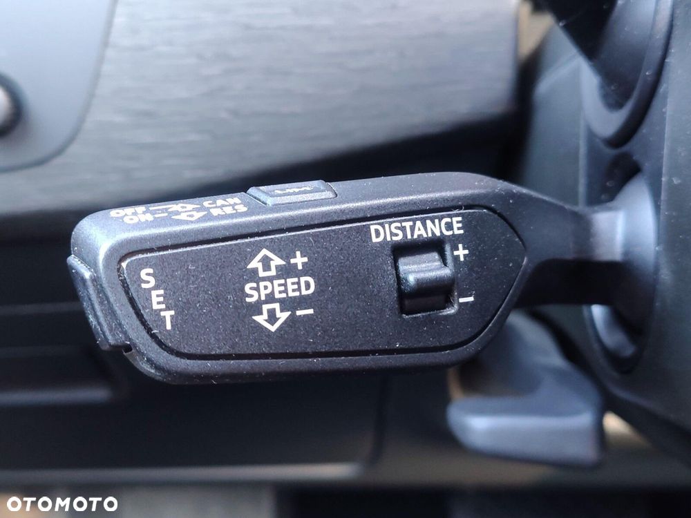 Audi A4 Allroad - 32