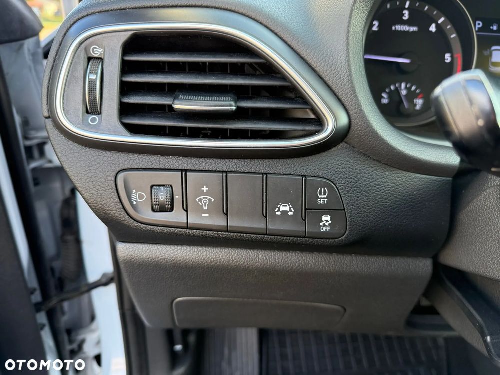 Skoda Octavia 2.0 TDI (Green tec) DSG RS - 31