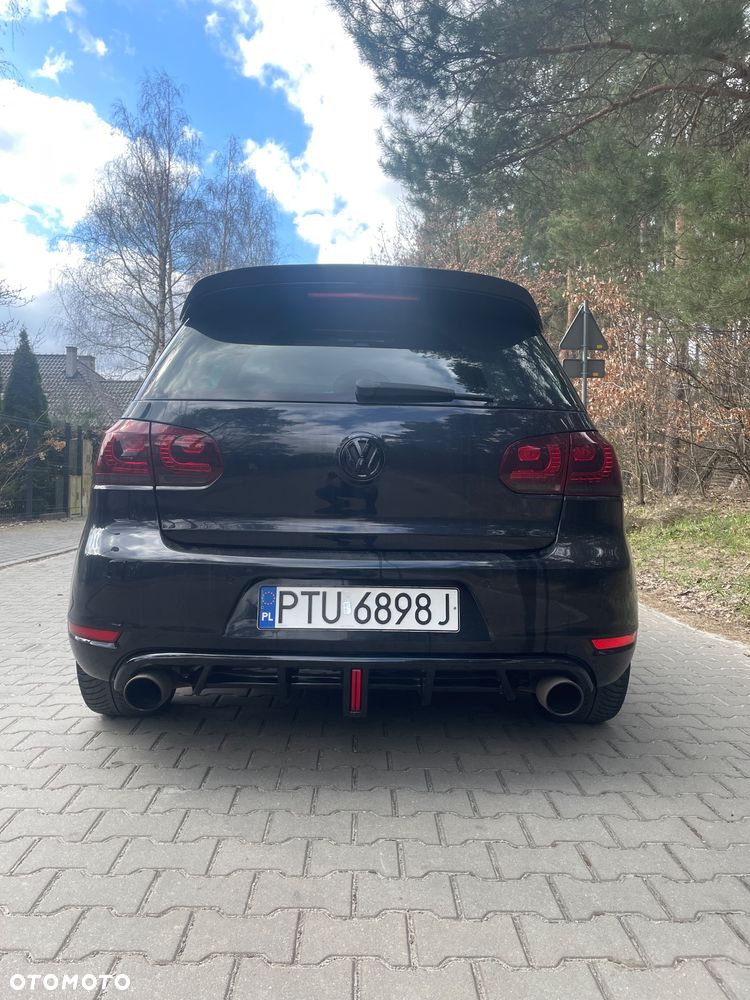Volkswagen Golf - 5