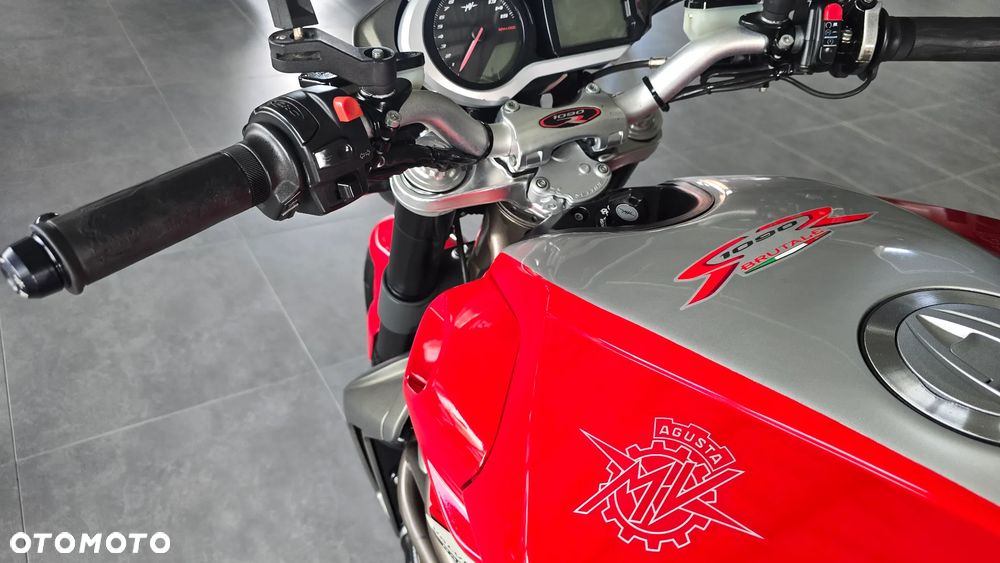 MV AGUSTA Brutale - 17