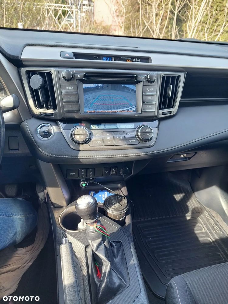 Toyota RAV4 2.0 Premium - 6