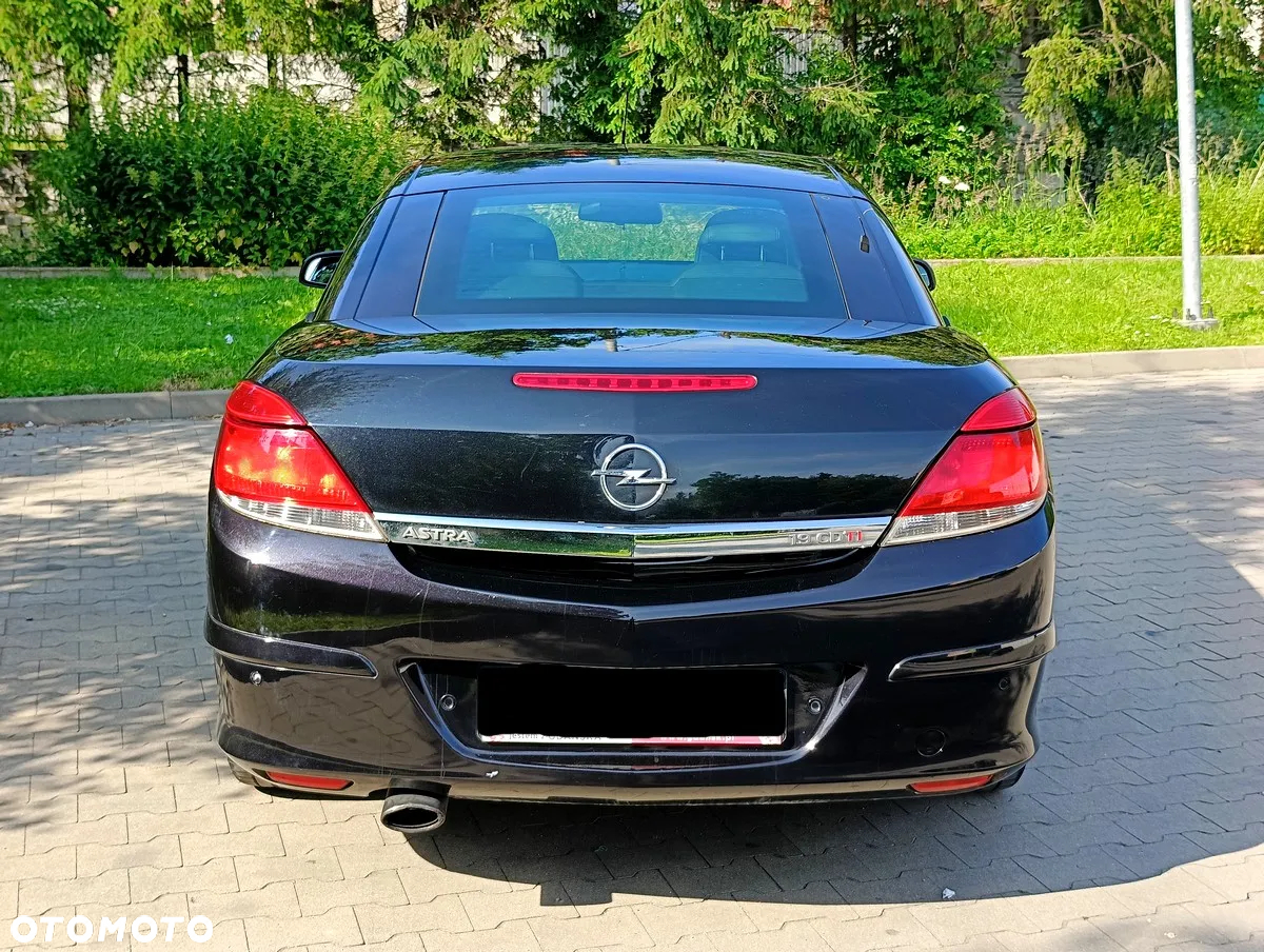 Opel Astra Twin Top 1.9 CDTI Cosmo - 32