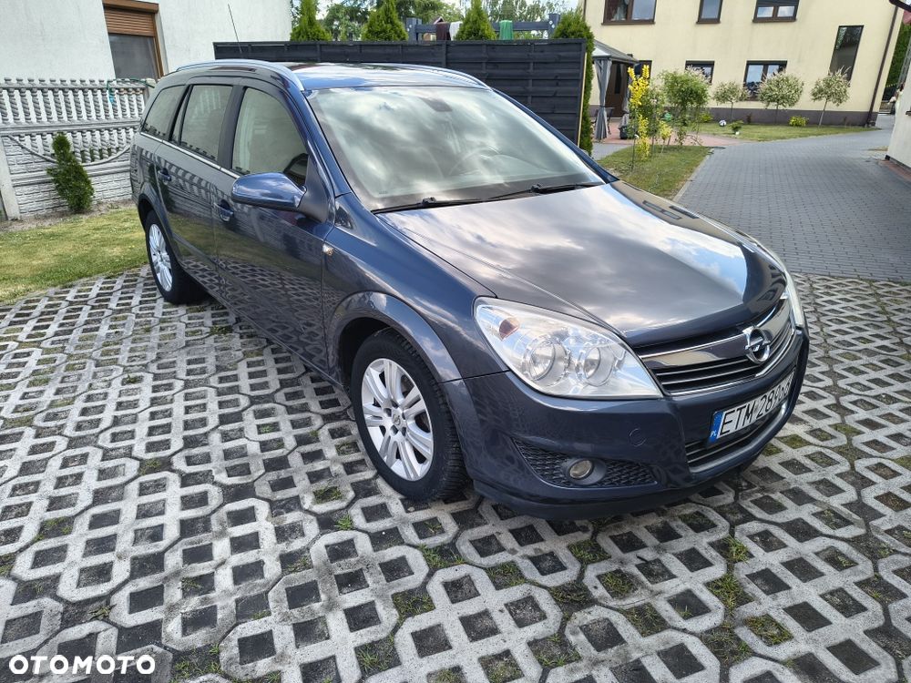 Opel Astra - 4