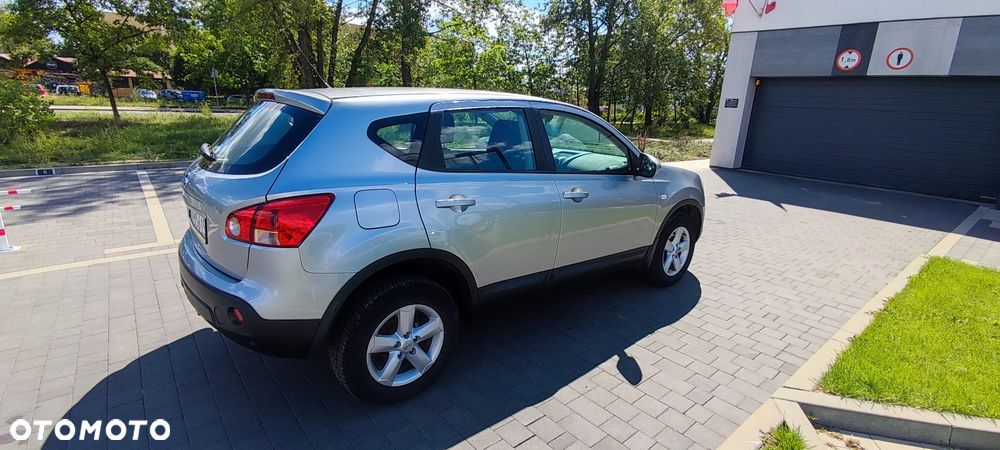 Nissan Qashqai 1.6 Visia - 11