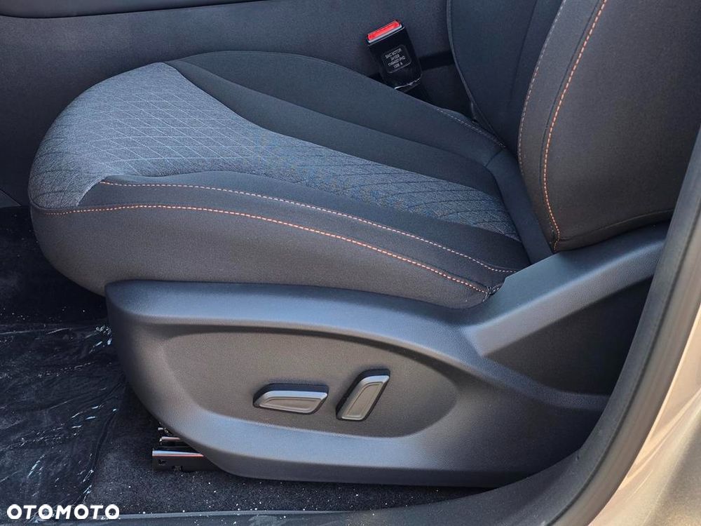 MG HS 1.5T HEV+ Excite - 12