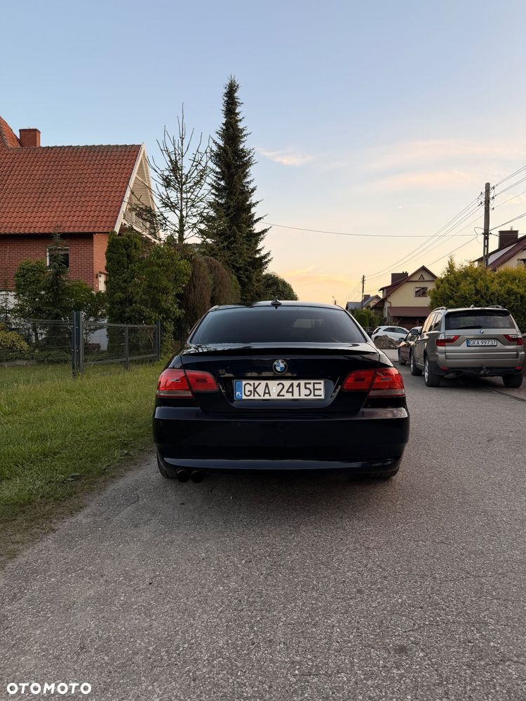 BMW Seria 3 325i - 6