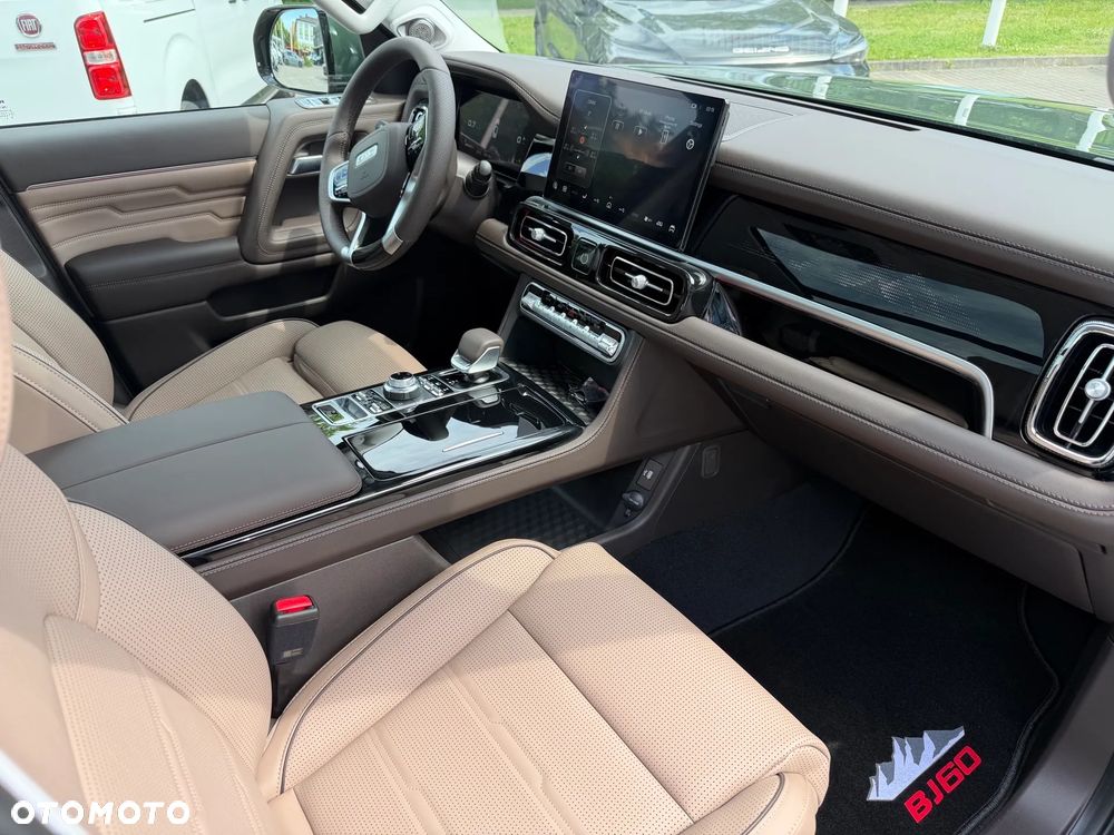 BAIC BJ60 2.0 mHEV Flagship 4x4 - 14