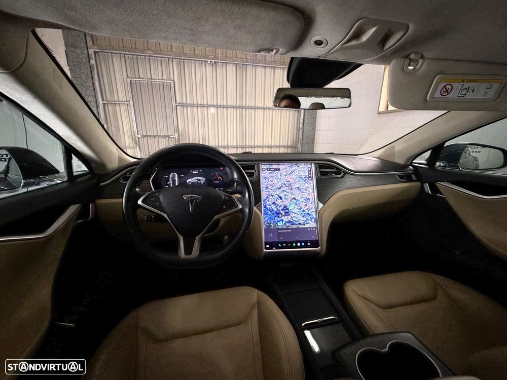 Tesla Model S 85D AWD - 21