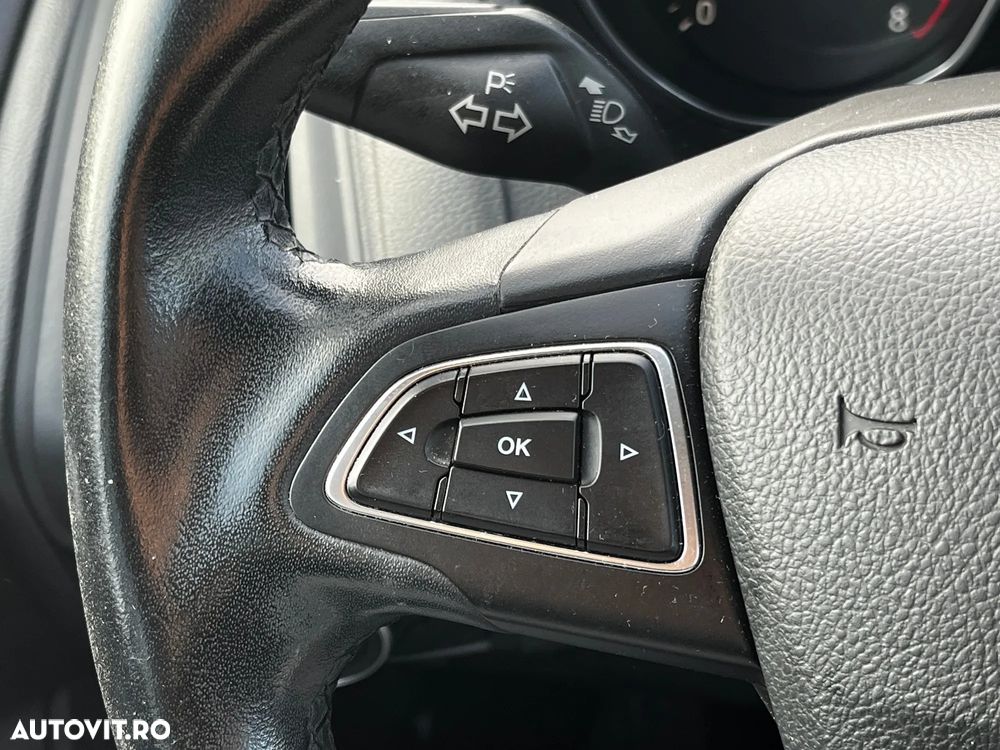 Ford Focus 1.0 EcoBoost Trend - 14
