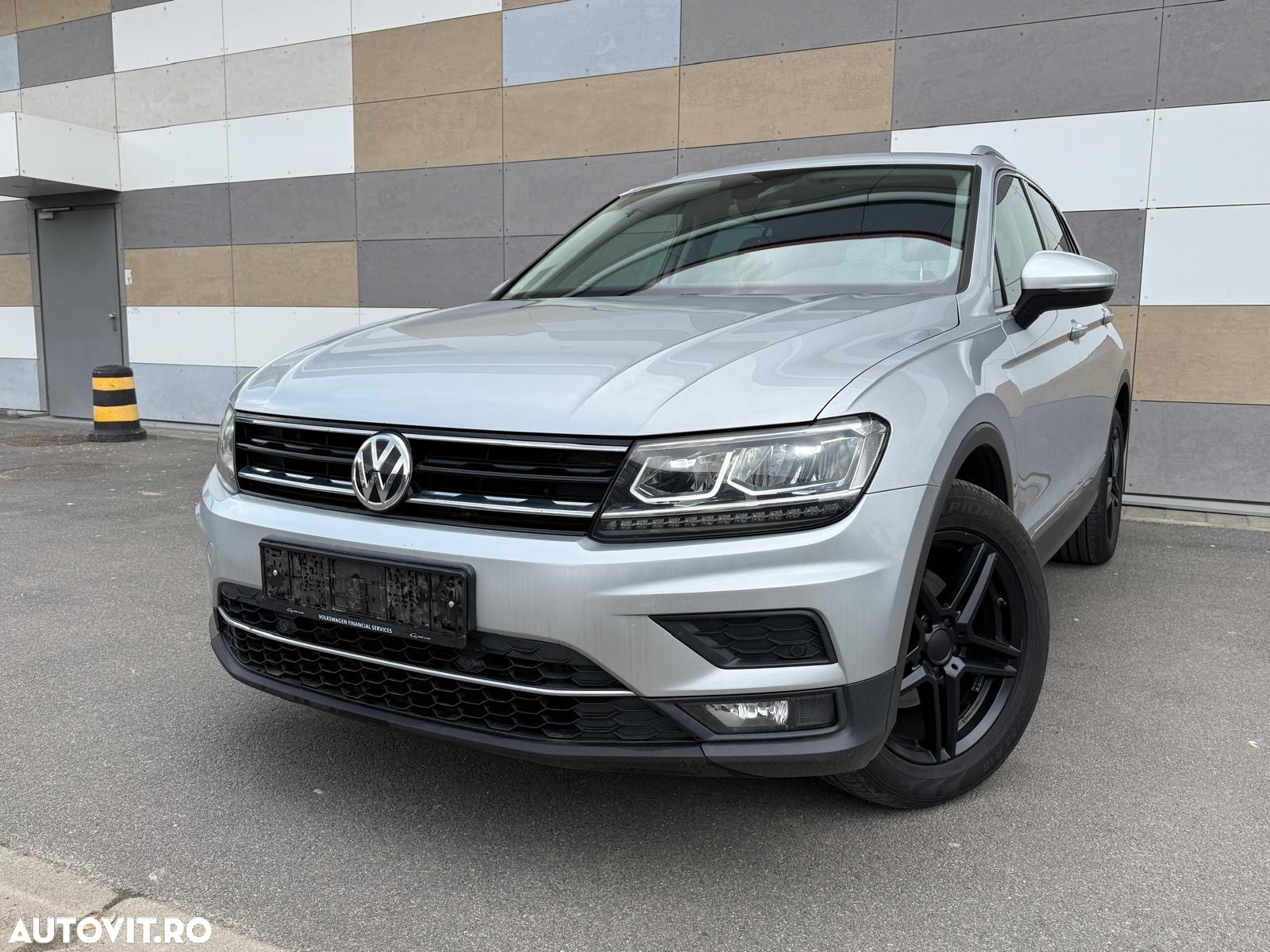 Volkswagen Tiguan 2.0 TDI 4Mot DSG Highline - 3