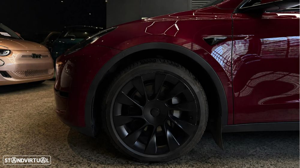 Tesla Model Y Long Range Dual Motor AWD - 5