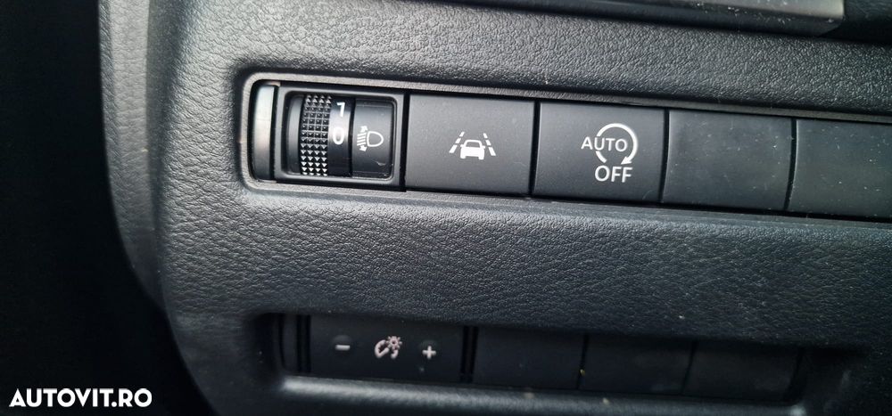 Nissan Qashqai 1.3 l MHEV X-Tronic N-Connecta - 5