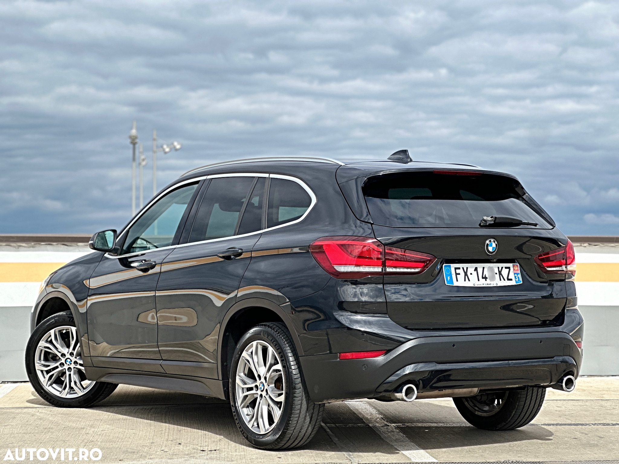 BMW X1 sDrive18d Sport Line - 4