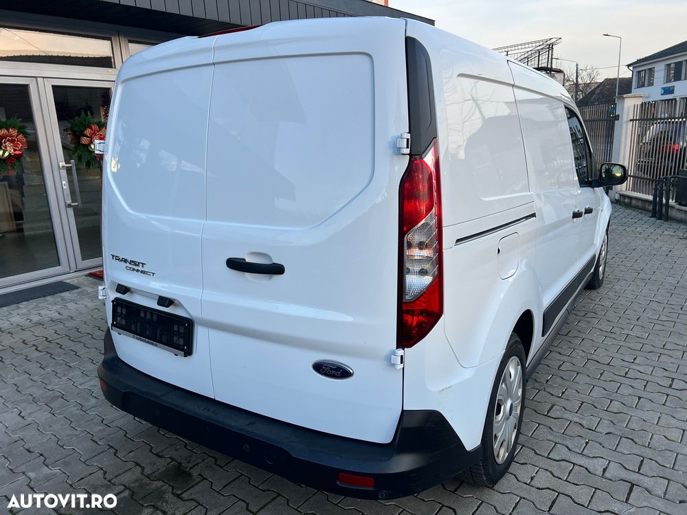 Ford Transit Connect - 3