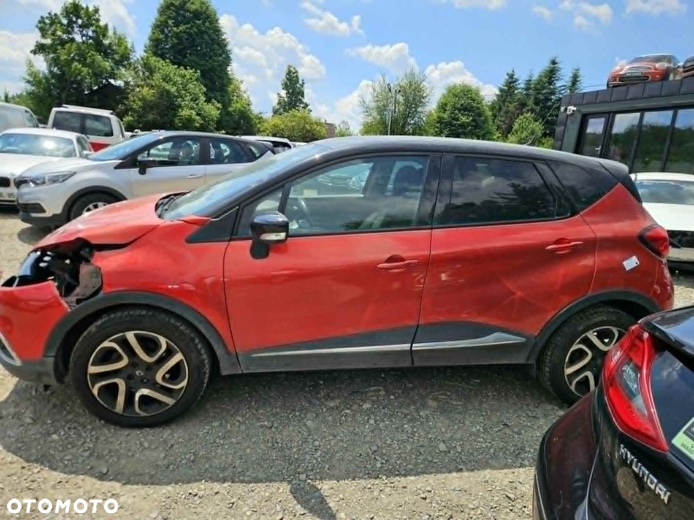 Renault Captur dCi 90 EDC Helly Hansen - 9