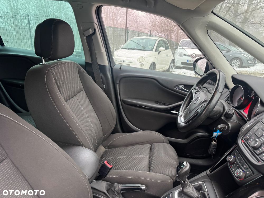 Opel Zafira - 21