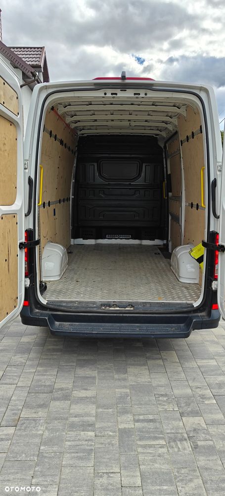Volkswagen Crafter - 8