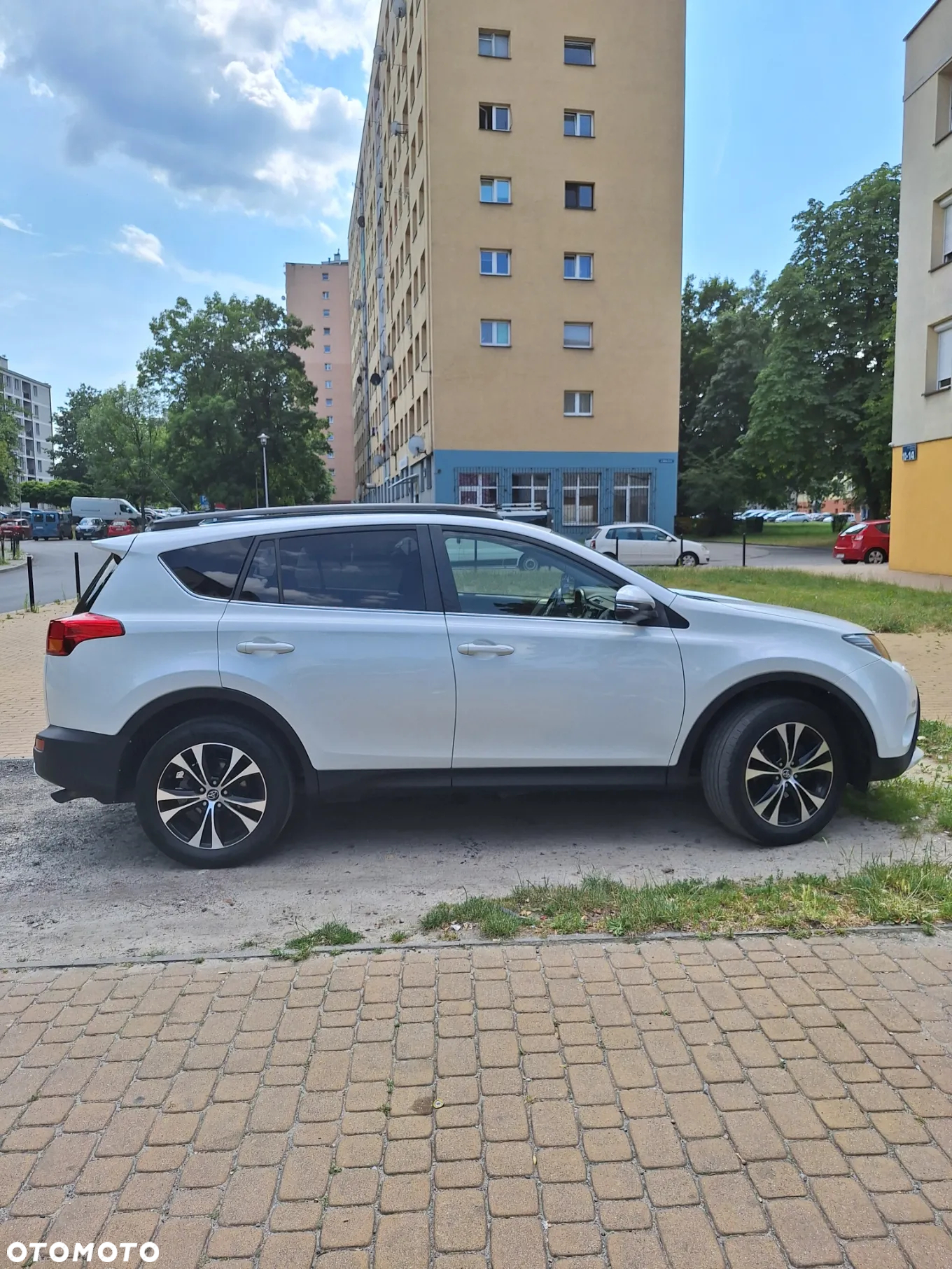 Toyota RAV4 2.0 D-4D Premium - 3