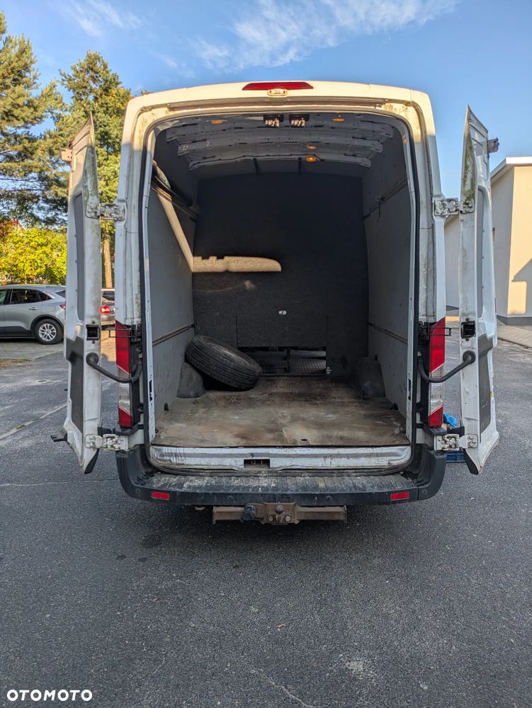 Ford Transit - 11