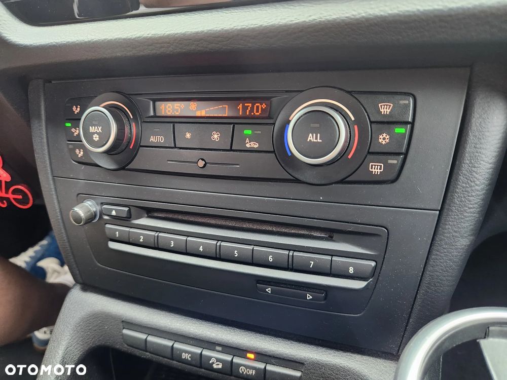 BMW X1 xDrive18d xLine - 30